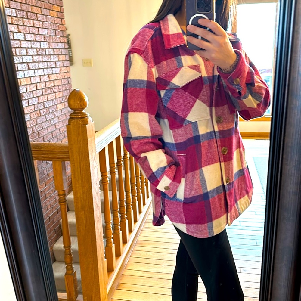 Plaid shacket - Picture 2 of 8